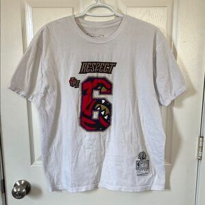 Toronto Raptors Mitchell & Ness Respect the 6ix White Tee Size L Unisex